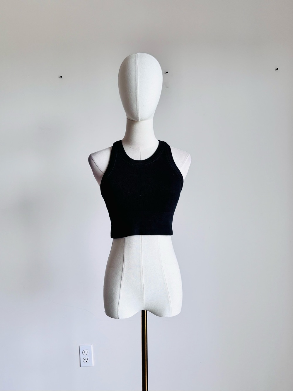 ALO Yoga Black Ribbed Crop Tank